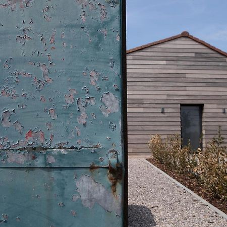 Landelijk Vakantiehuis In Diksmuide Met Een Tuin En Vijver Exteriör bild